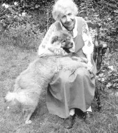 Anna Freud, aged 85 with her puppy, Jo-Fi